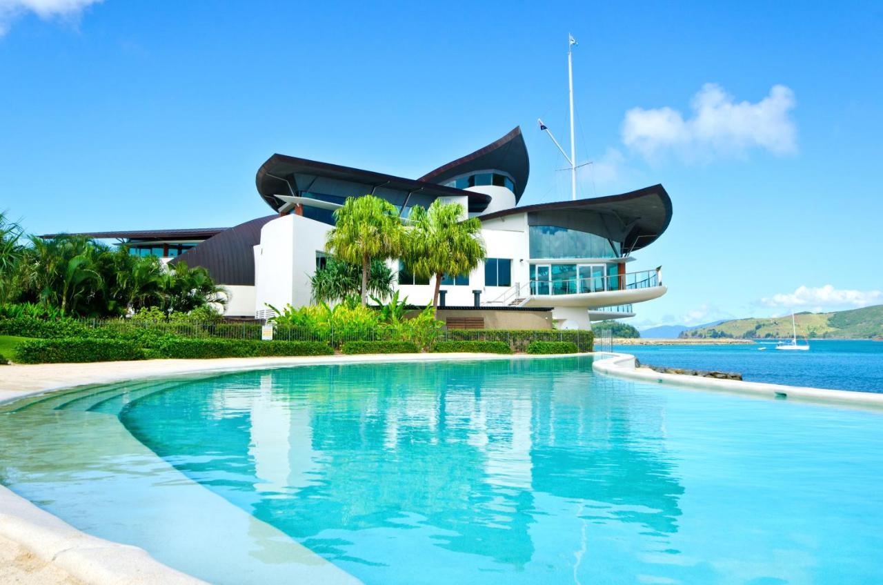 Yacht Club Villas Гамільтон Екстер'єр фото